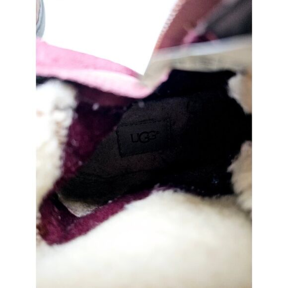 Winter UGG Women 10 Comfy footwear - Picture 12 of 13